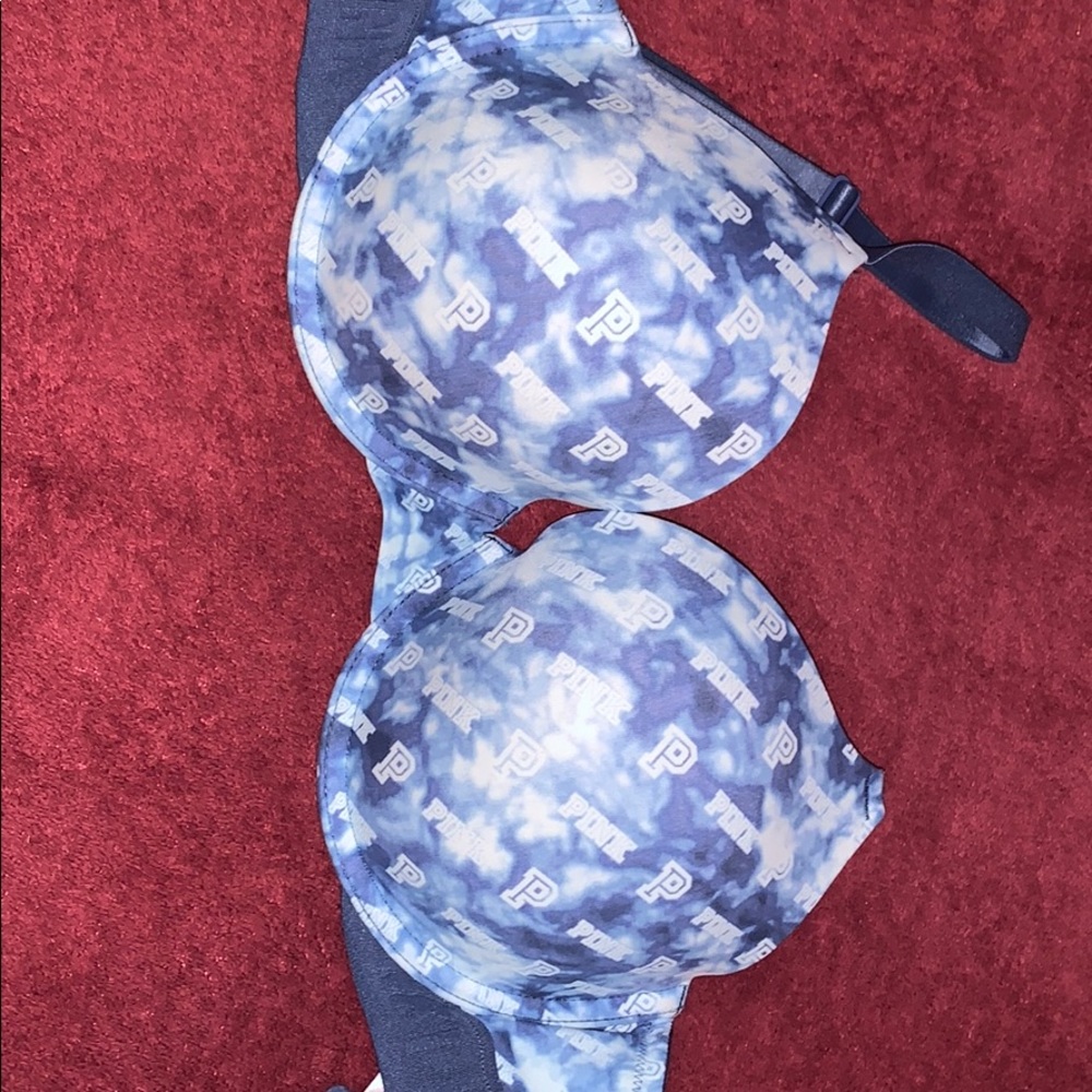 blue & white victoria’s secret lightly lined bra